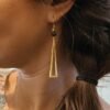 il_fullxfull.5712053769_rdhj Boucles Pendantes Géométriques Dorées Avec Perle Noire