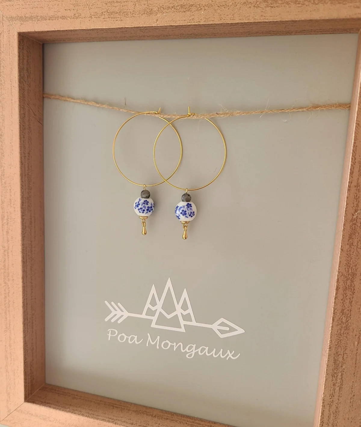Boucles Créoles Céramique Bleue Avec Perle Grise