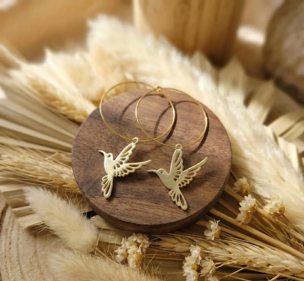 il_fullxfull.7449202390_8jqq Créoles Dorées "Colibri" — Pendentif Oiseau Ajouré