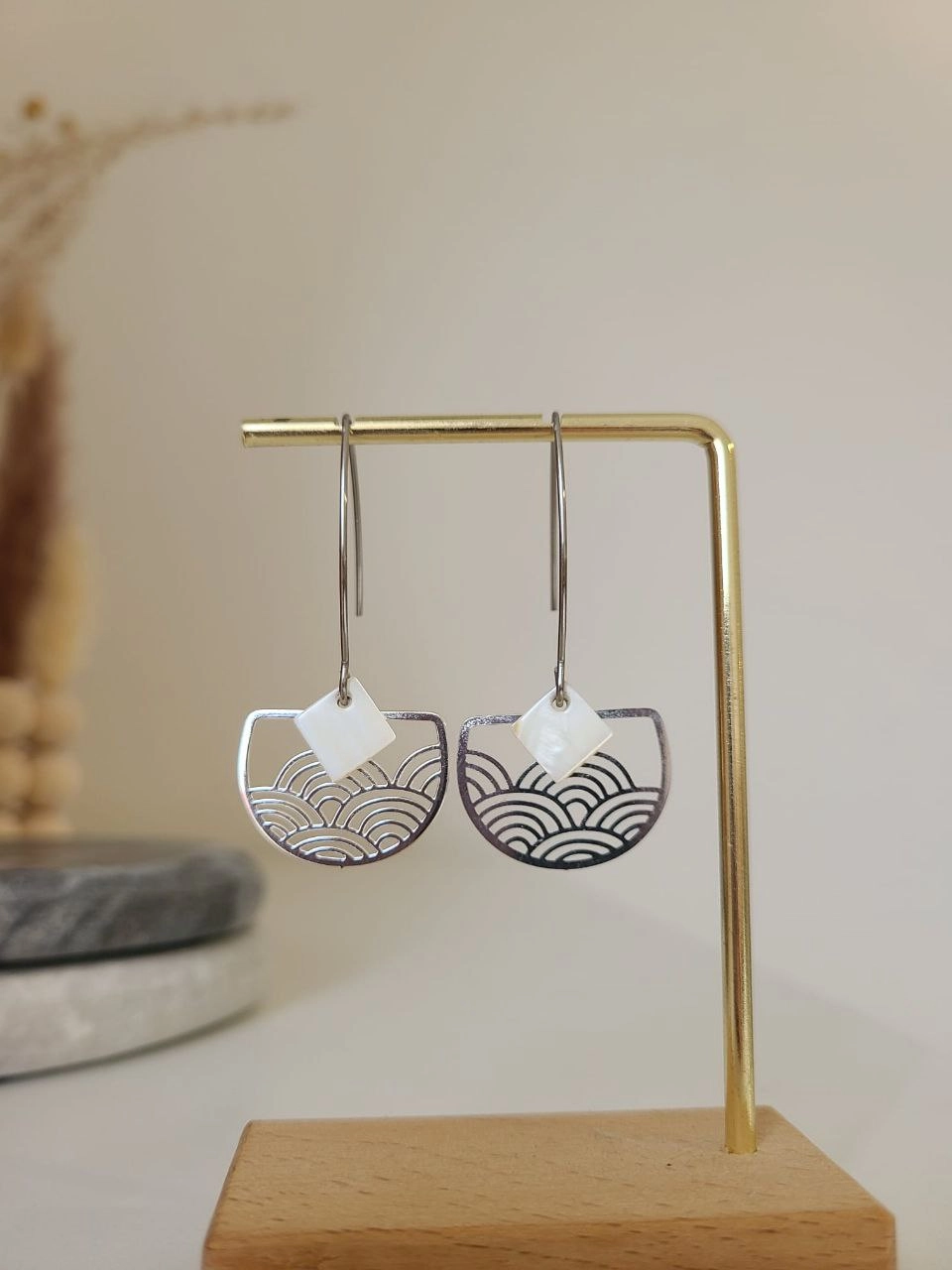 Boucles D’Oreilles Pendantes Ajourées Dorées En Laiton Et Acier Inoxydable