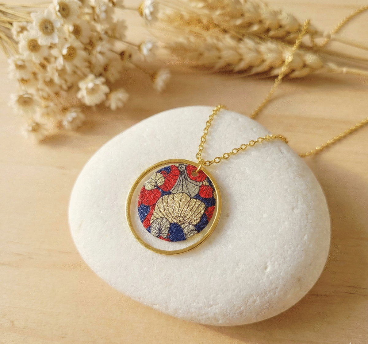 Collier Cercle Créole Doré & Sequin Japonais Ginkgo – Acier Inoxydable