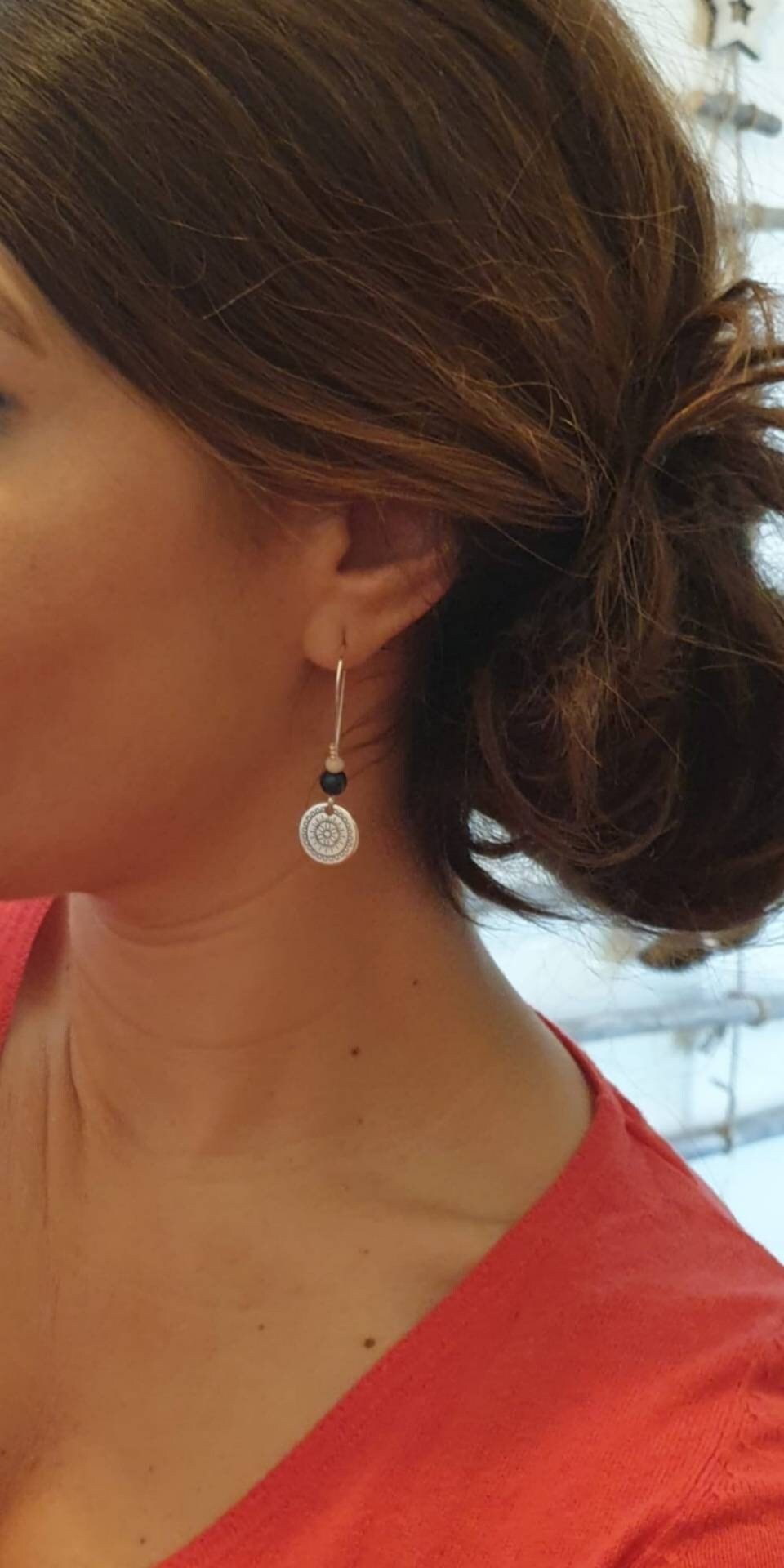 Boucles d'Oreilles Argentées "Mandala" — Pastille Ronde & Hématite Bleue - photo 2