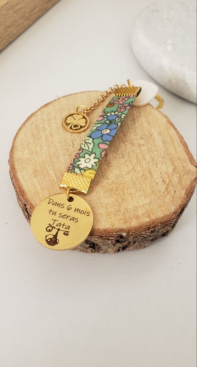Porte-clés annonce grossesse – tissu Liberty et médaille gravée - photo 6