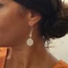 Boucles d'Oreilles Argentées "Fleur de Vie" — Disque Ajouré & Nacre