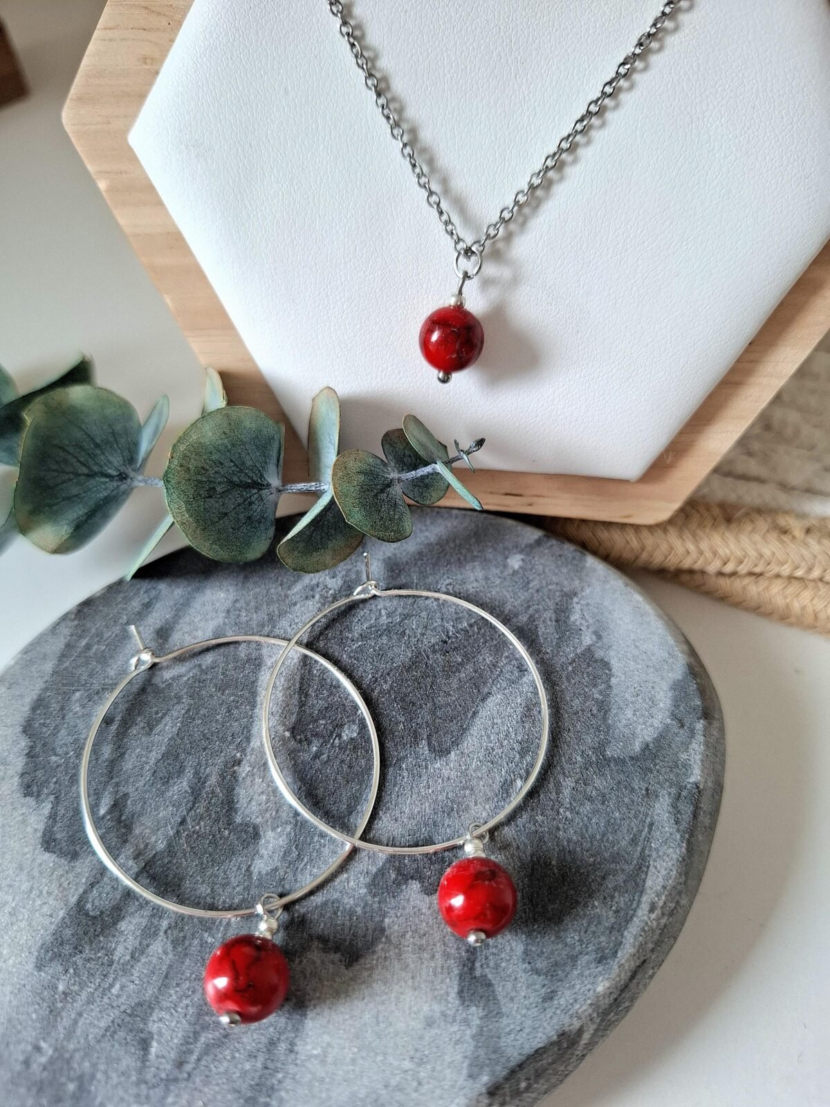 Parure Argentée "Braise" — Créoles & Collier Howlite Rouge - photo 2