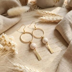 Boucles d'Oreilles Dorées "Verticale" — Cercle Ajouré & Bâtonnet