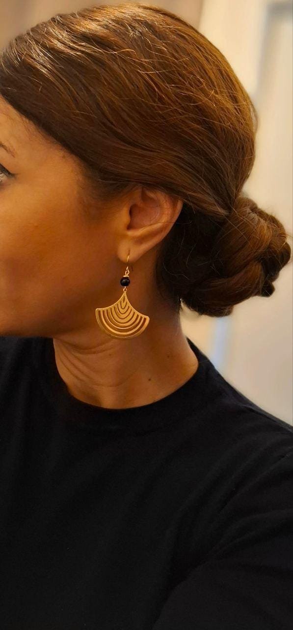 Boucles d'Oreilles Dorées "Ginkgo Nuit" — Feuille & Perle d'Hématite - photo 2