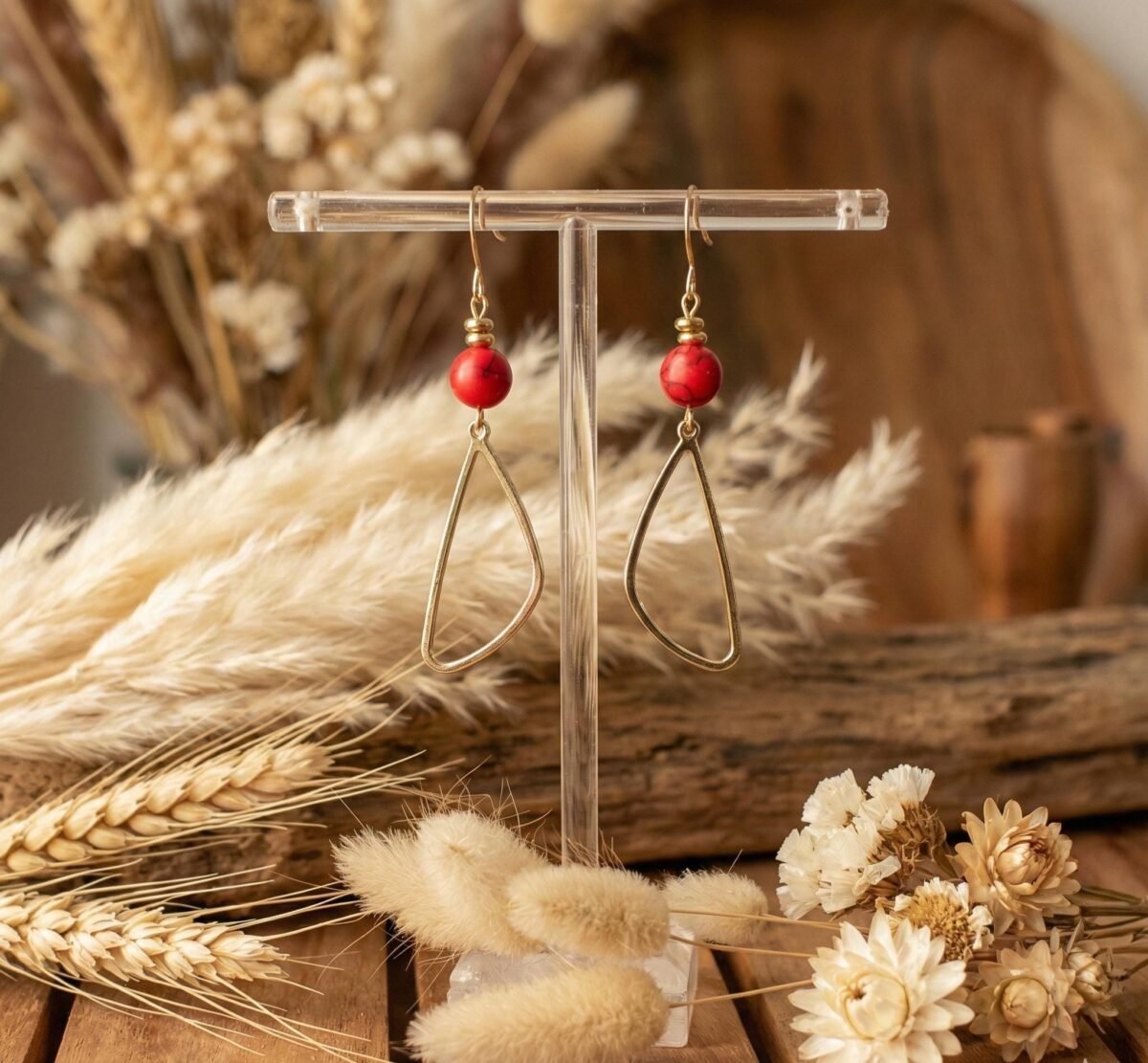 Boucles d'Oreilles Dorées "Terre Rouge" — Grande Goutte & Howlite - photo 3 Boucles d'Oreilles Dorées "Terre Rouge" — Grande Goutte & Howlite - photo 3