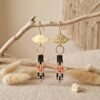 Boucles d'Oreilles Tissées "Brasier" — Éventail Doré & Miyuki Noir Corail