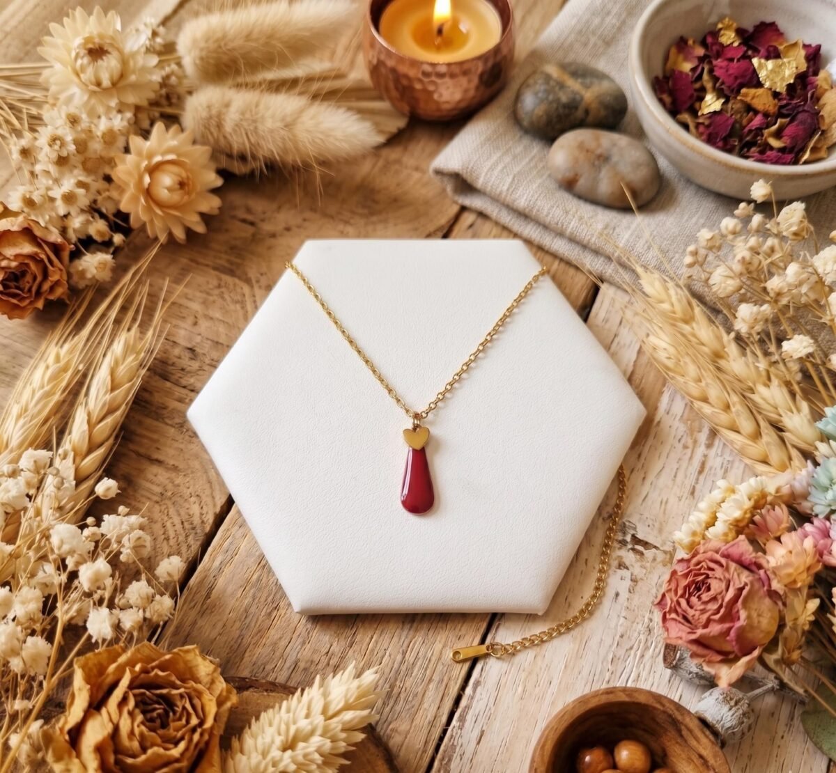 Collier Doré "Cœur Rouge" — Goutte Émaillée & Cœur - photo 3 Collier Doré "Cœur Rouge" — Goutte Émaillée & Cœur - photo 3