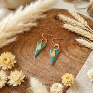 Parure Dorée "Triangle Vert" — Collier & Boucles Laiton Martelé