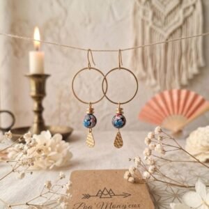 Créoles Dorées "Kimono Bleu" — Perle Japonaise & Goutte Martelée